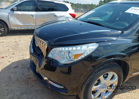 2017 Buick Enclave Leather z USA, uszkodzony, nr VIN 5GAKRBKD8HJ222335